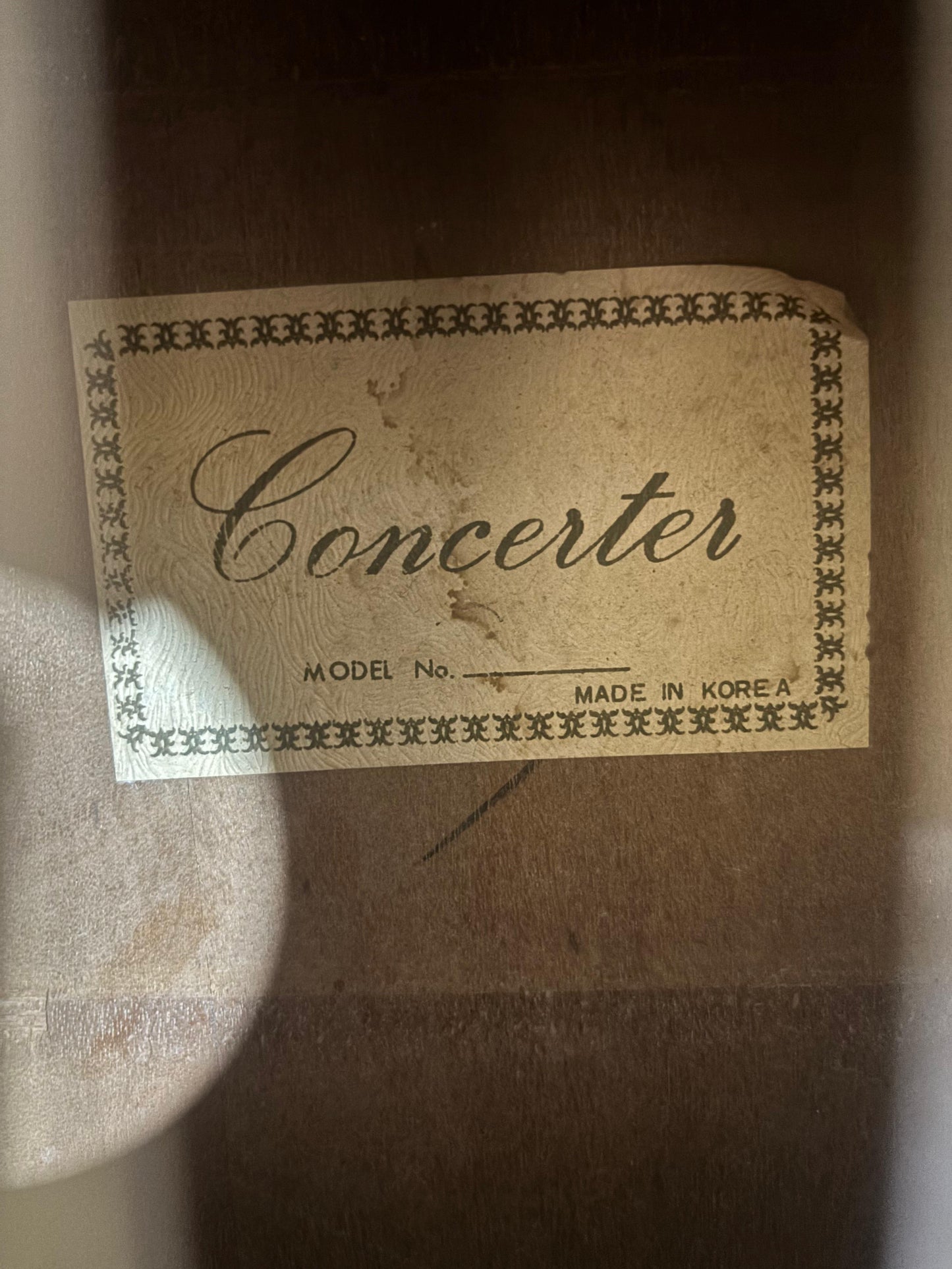 Concerter Guitar